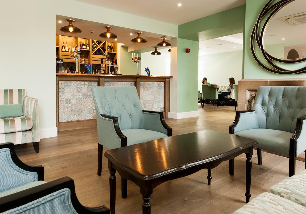 Frensham Pond Country House Hotel & Spa Farnham  Exterior photo