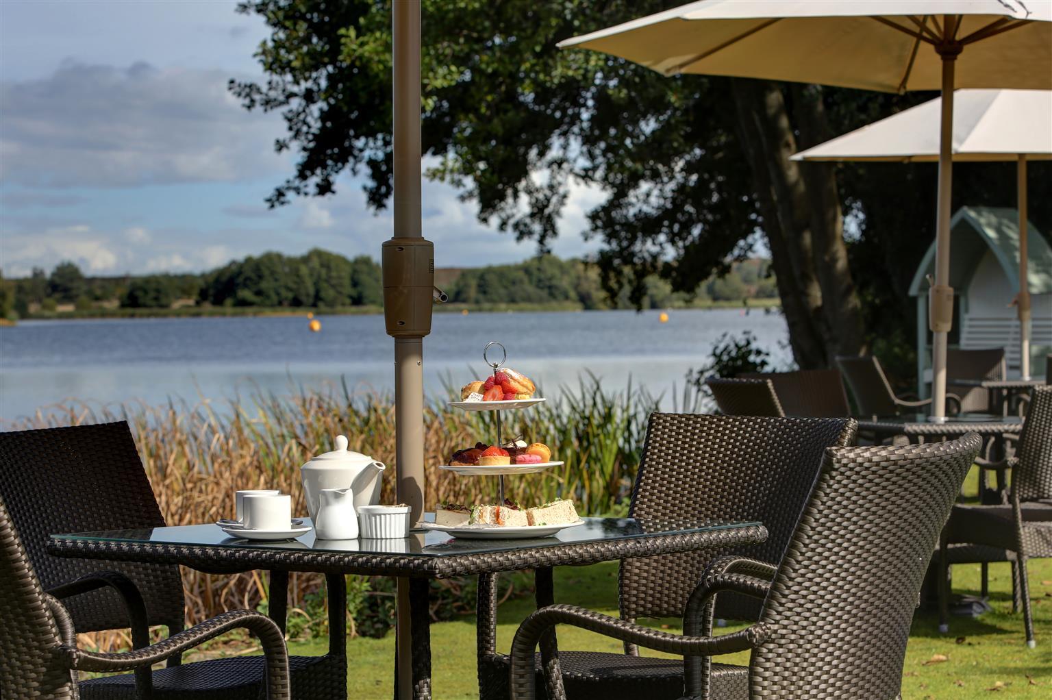 Frensham Pond Country House Hotel & Spa Farnham  Exterior photo